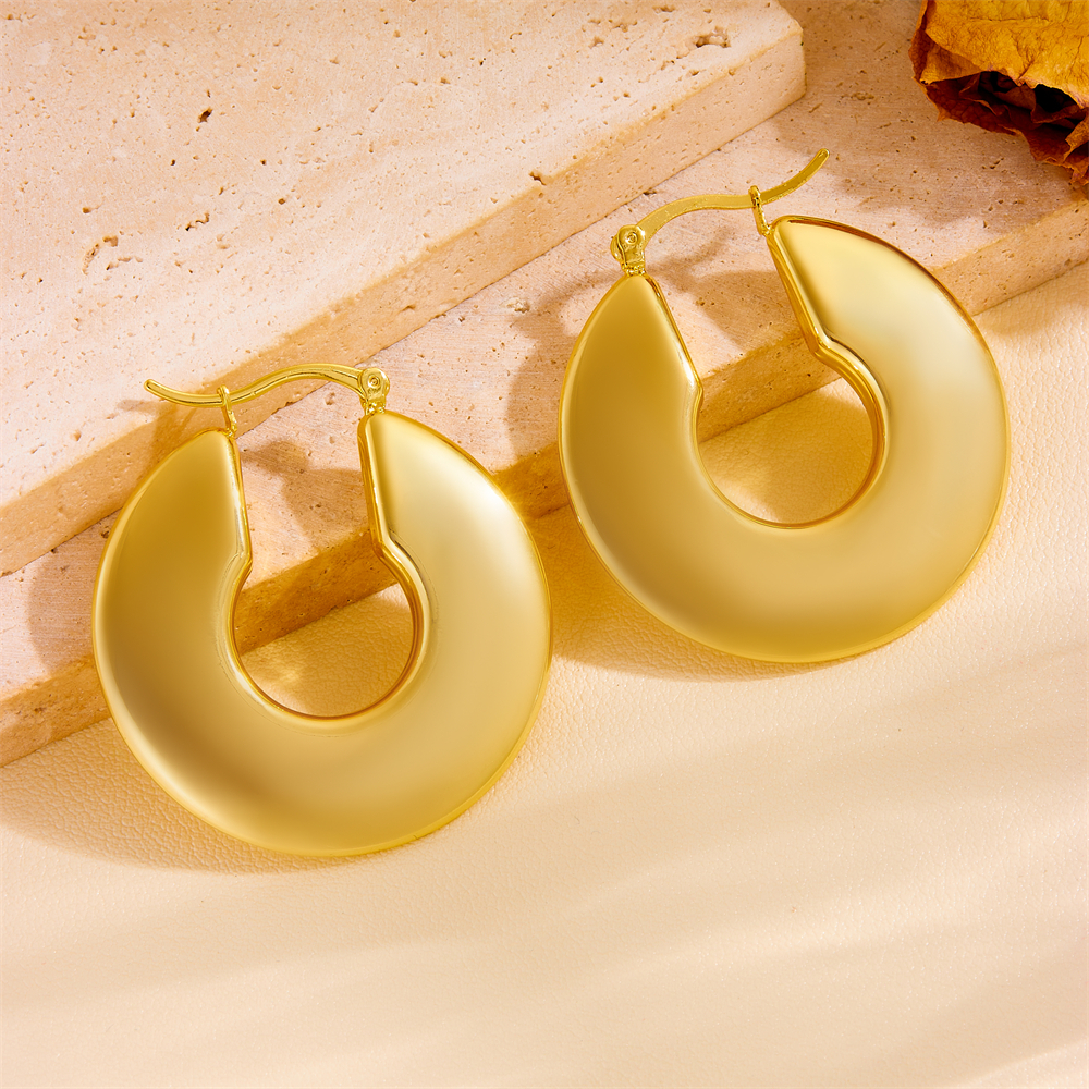1 Pair Vintage Style Solid Color Plating Stainless Steel 18K Gold Plated Hoop Earrings display picture 6