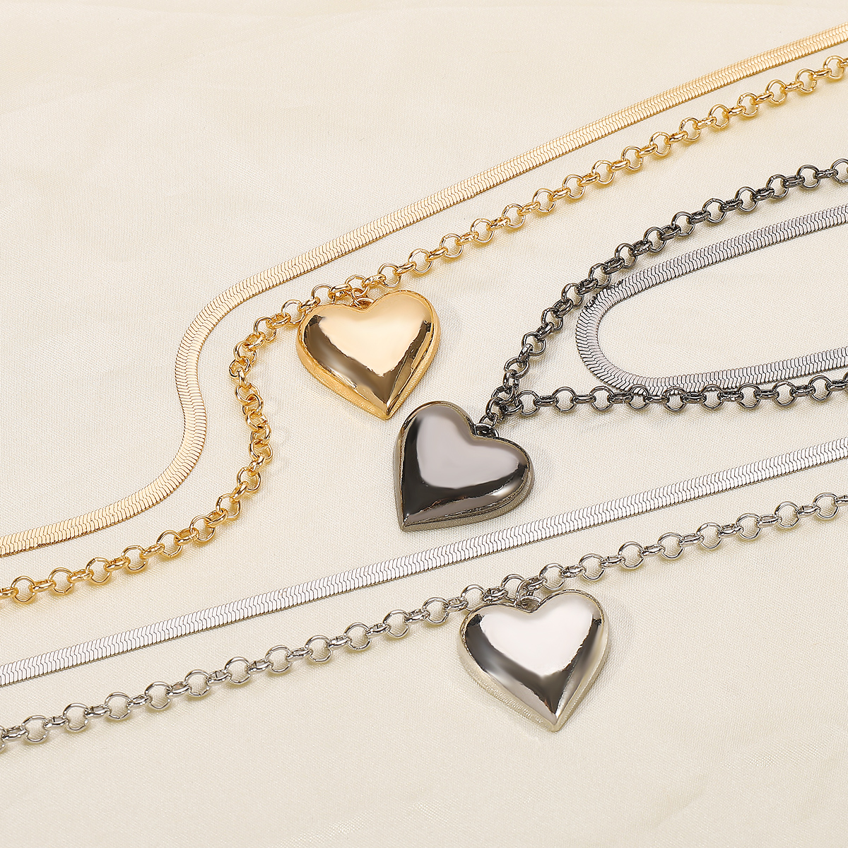 Modern Style Sweet Simple Style Heart Shape Alloy Women's Bracelets Necklace display picture 5