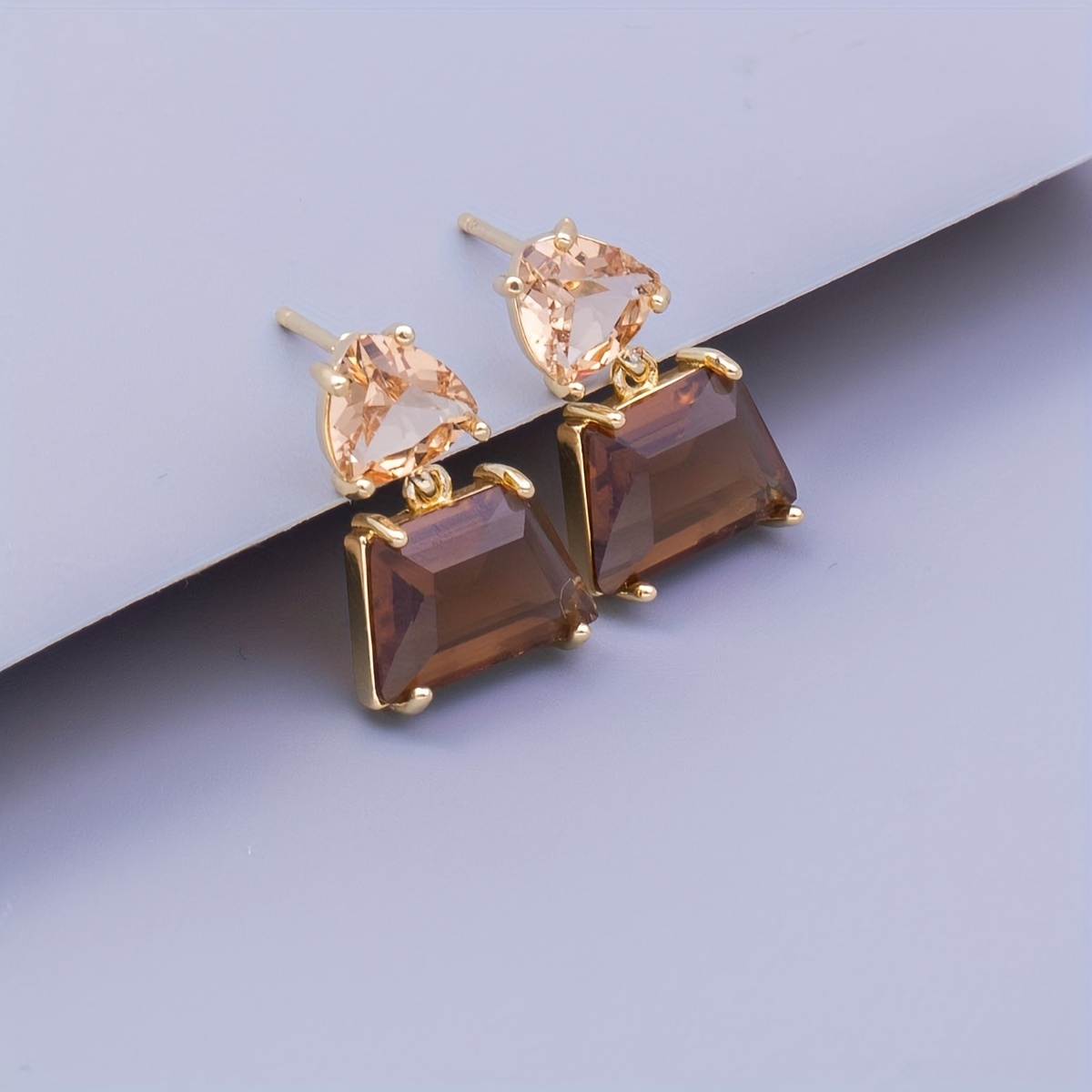 1 Pair Simple Style Commute Bag Plating Inlay Copper Artificial Gemstones Glass Glass Stone Gold Plated Drop Earrings display picture 3