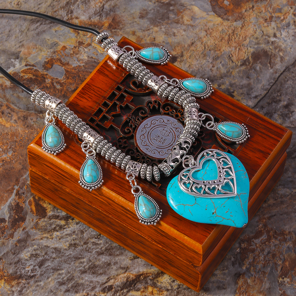 Vintage Style Ethnic Style Color Block Turquoise Zinc Alloy Wholesale Pendant Necklace display picture 15