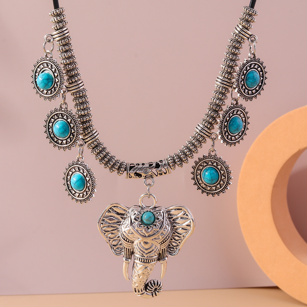 Vintage Style Ethnic Style Color Block Turquoise Zinc Alloy Wholesale Pendant Necklace display picture 12
