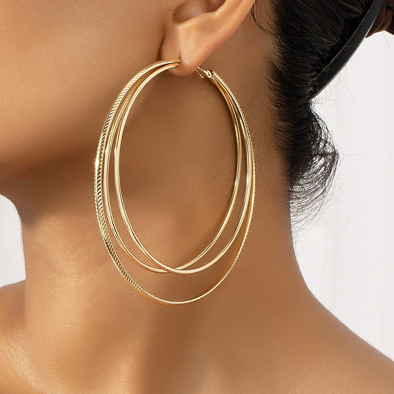 Wholesale Jewelry Simple Style Classic Style Solid Color Alloy Ferroalloy 14k Gold Plated Plating Hoop Earrings display picture 4