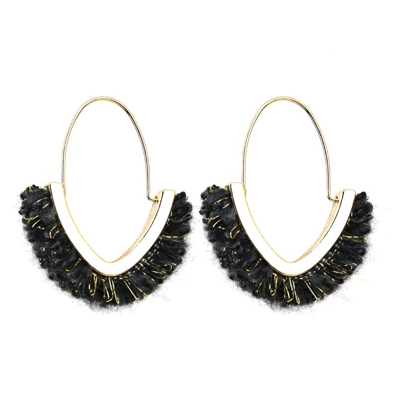 Wholesale Jewelry Classic Style Geometric Alloy Fabric Plush Earrings display picture 3