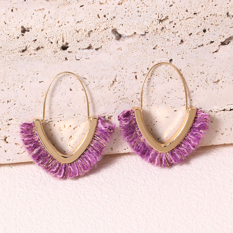 Wholesale Jewelry Classic Style Geometric Alloy Fabric Plush Earrings display picture 9