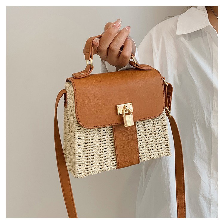 Women's Pu Leather Straw Color Block Vacation Square Lock Clasp Handbag display picture 3