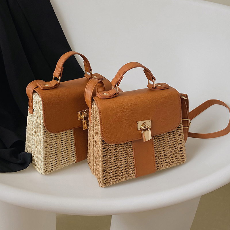 Women's Pu Leather Straw Color Block Vacation Square Lock Clasp Handbag display picture 5