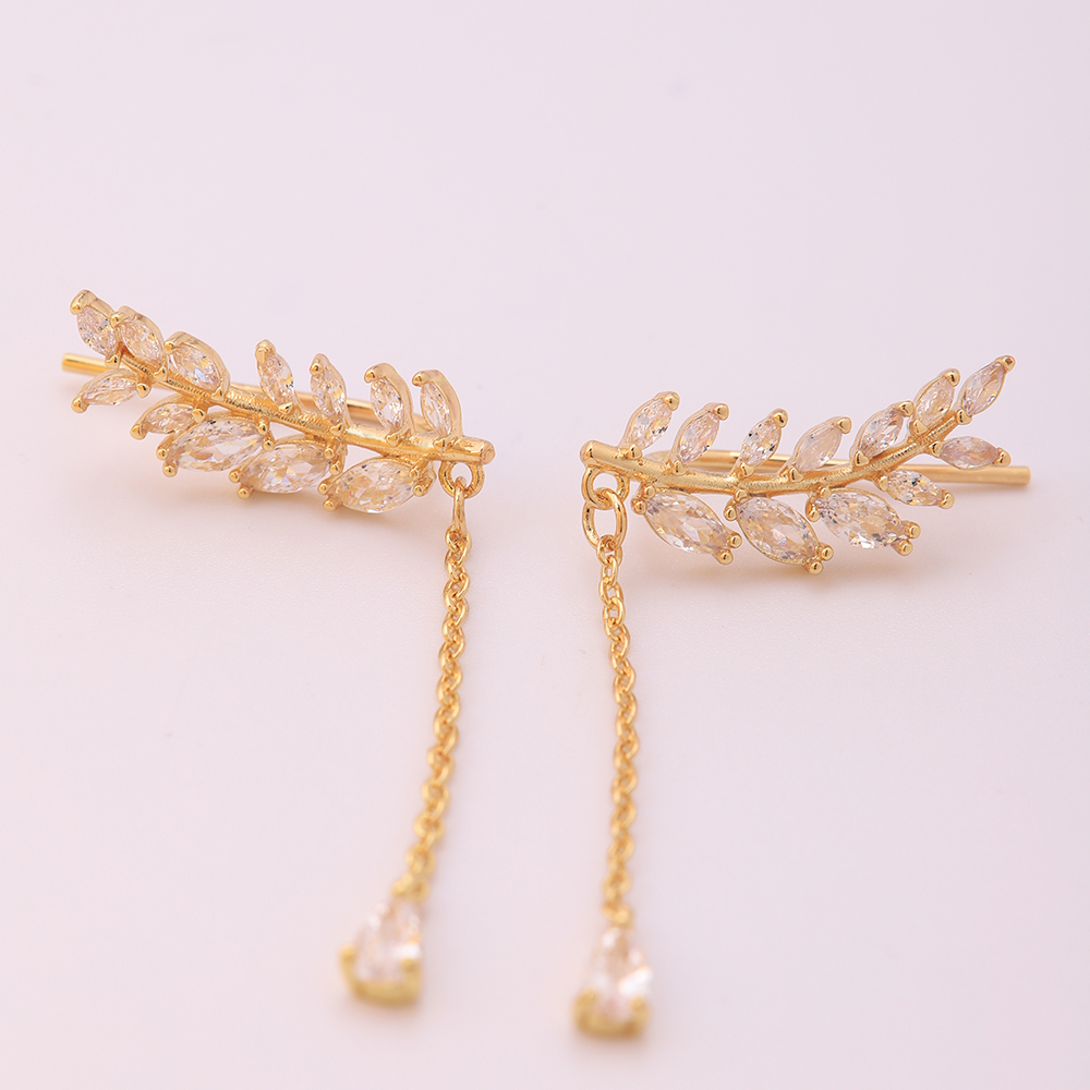 1 Pair Ig Style Streetwear Grain Plating Inlay Brass Zircon 18k Gold Plated Drop Earrings display picture 3