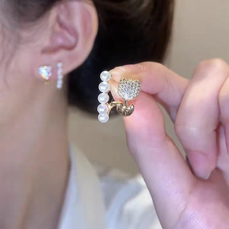 1 Paire Mignon Sucré Fleur Placage Incruster Alliage Perles Artificielles Plaqué Or Boucles D'oreilles display picture 1