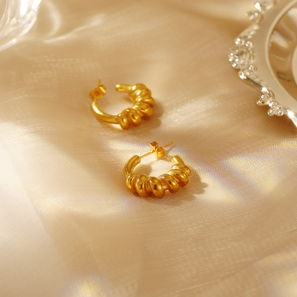 1 Paar Elegant Französische Art Geometrisch Polieren Überzug Edelstahl 304 18 Karat Vergoldet Ohrringe display picture 3
