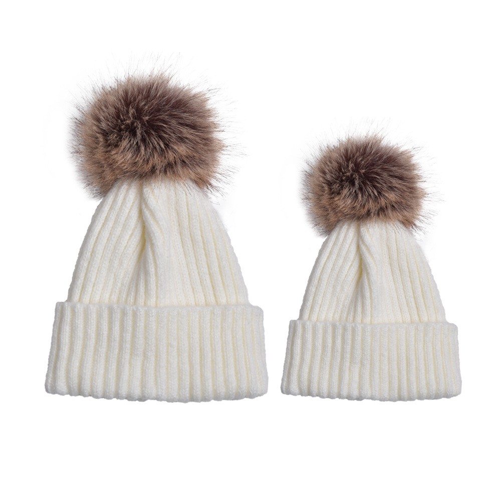 Children Unisex Adults Basic Simple Style Solid Color Pom Poms Eaveless Wool Cap display picture 4