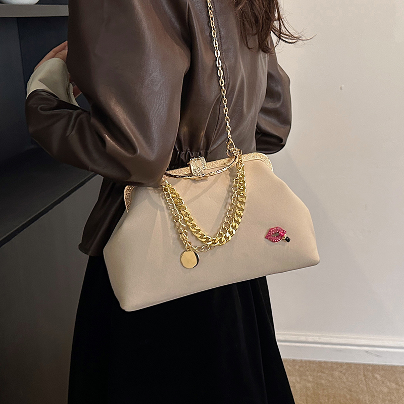 امرأة جلد غير حقيقي اللون الصامد النمط الكلاسيكي خيوط الخياطة سلسلة قفل حقيبة المساء display picture 9