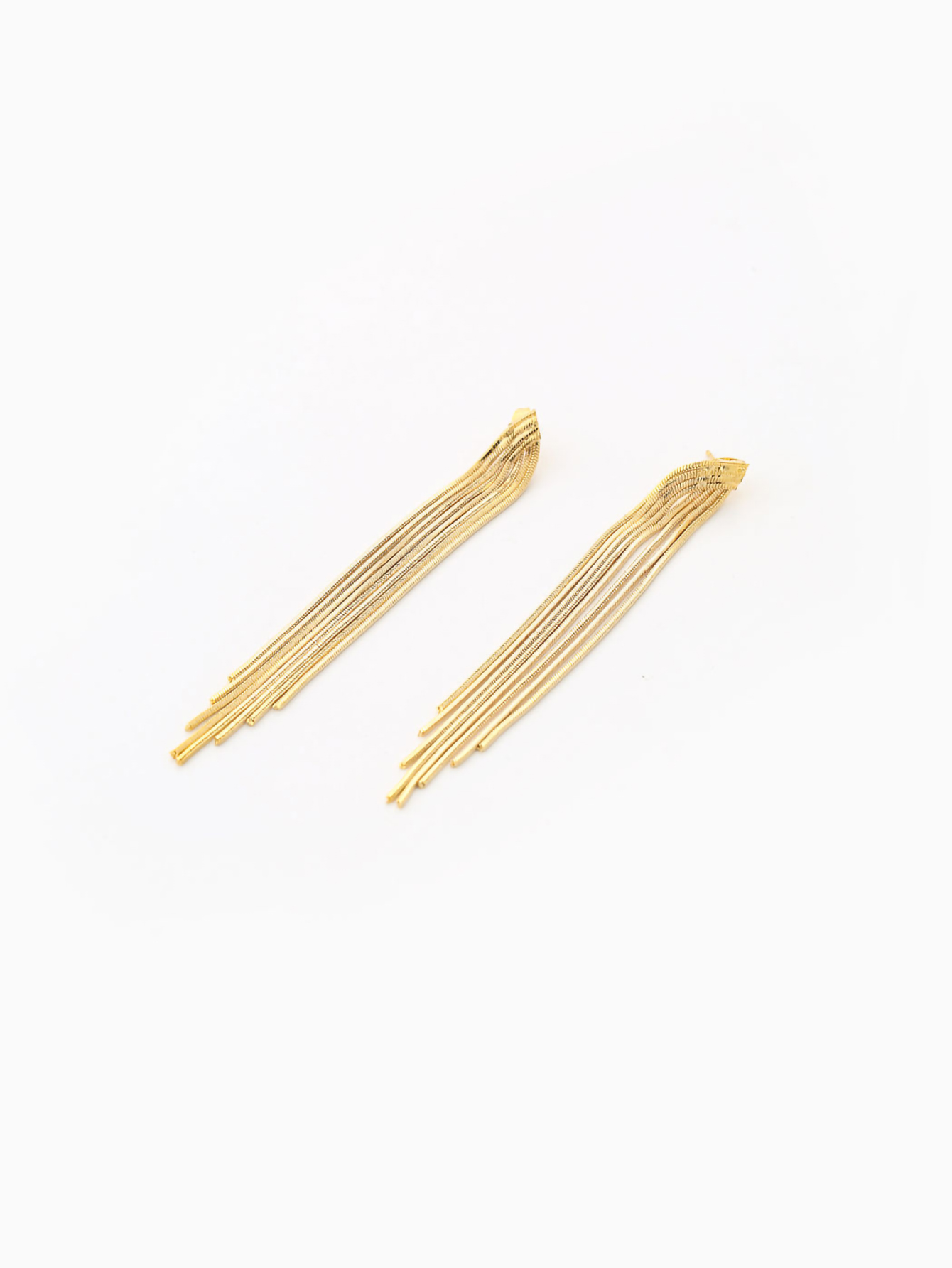 1 Pair Elegant Classic Style Solid Color Tassel Plating Copper 18k Gold Plated Drop Earrings display picture 2