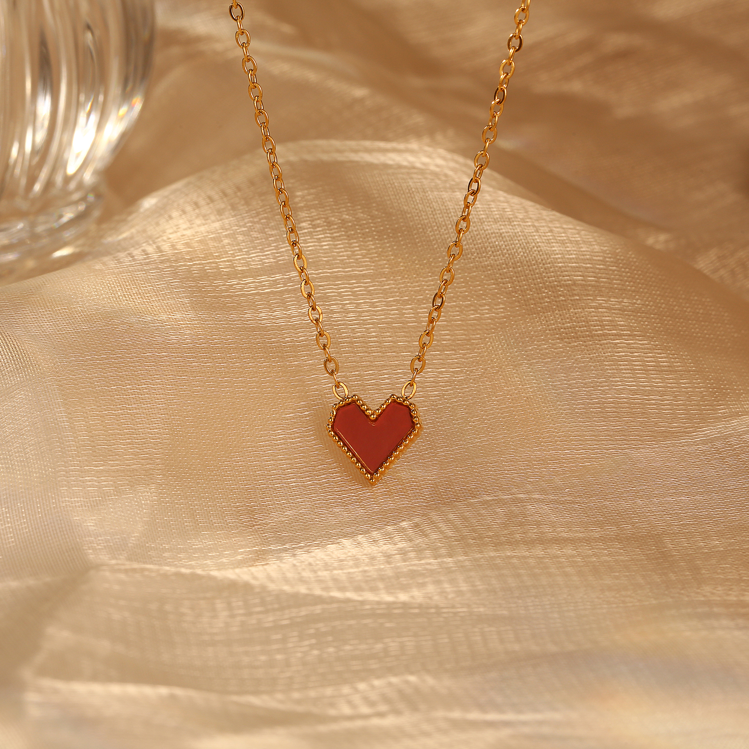 Acero Inoxidable 304 Chapados en oro de 18k Elegante Estilo Vintage Enchapado Forma De Corazón Collar Colgante display picture 3