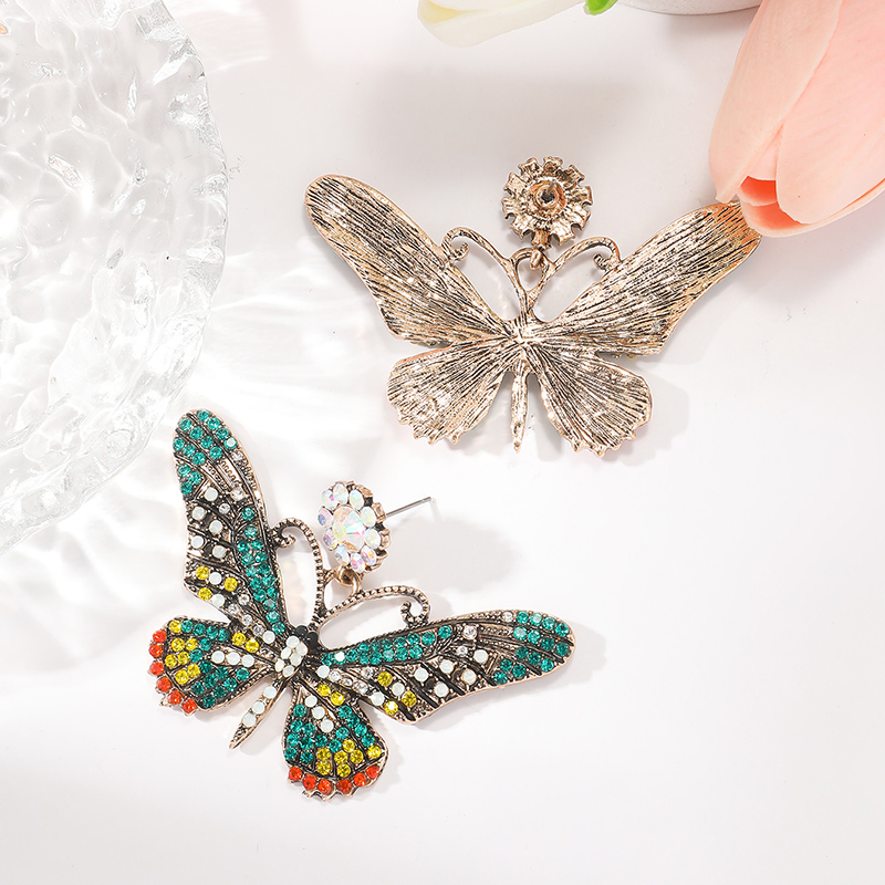 1 Pair Simple Style Classic Style Butterfly Plating Inlay Alloy Rhinestones Gold Plated Drop Earrings display picture 7