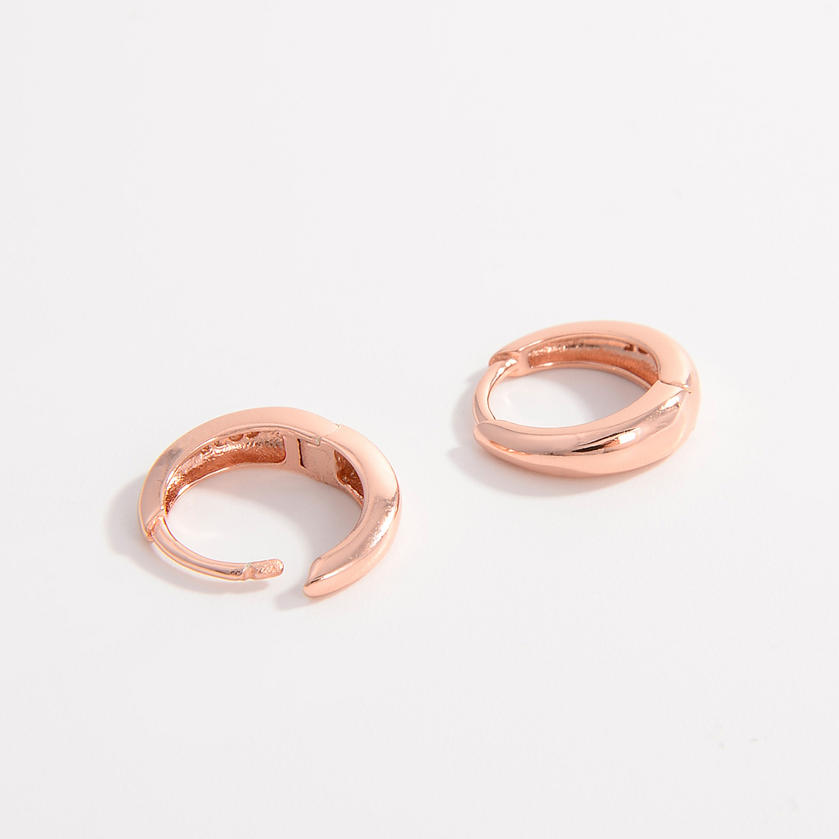 1 Pair Simple Style Commute Circle Plating Sterling Silver 14k Gold Plated Rose Gold Plated White Gold Plated Earrings display picture 3