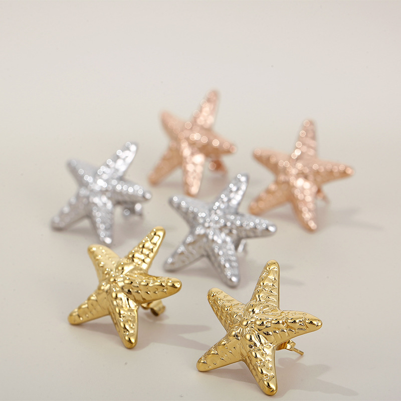 1 Par Estilo Simple Estilo Clásico Estrella De Mar Enchapado Acero Titanio Chapados en oro de 18k Pendientes display picture 2