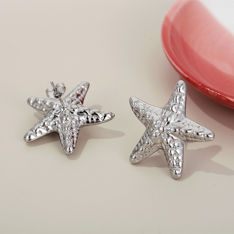 1 Pair Simple Style Classic Style Starfish Plating Titanium Steel 18K Gold Plated Ear Studs display picture 5