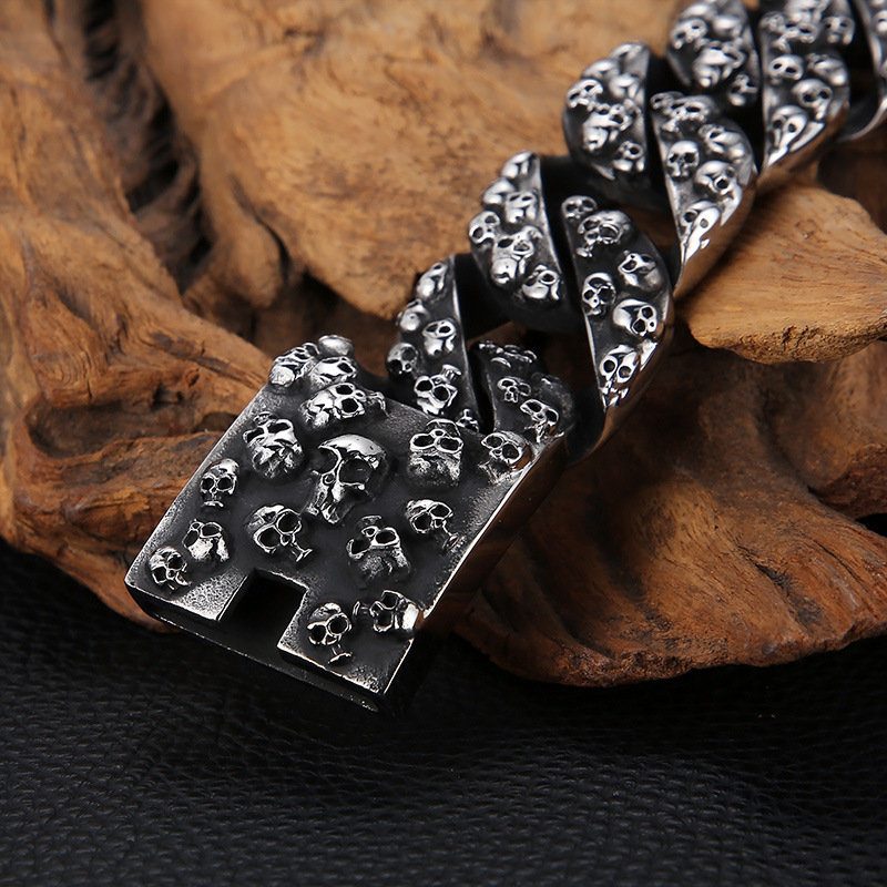 Punk Skull Titanium Steel Stoving Varnish Jewelry Set display picture 4