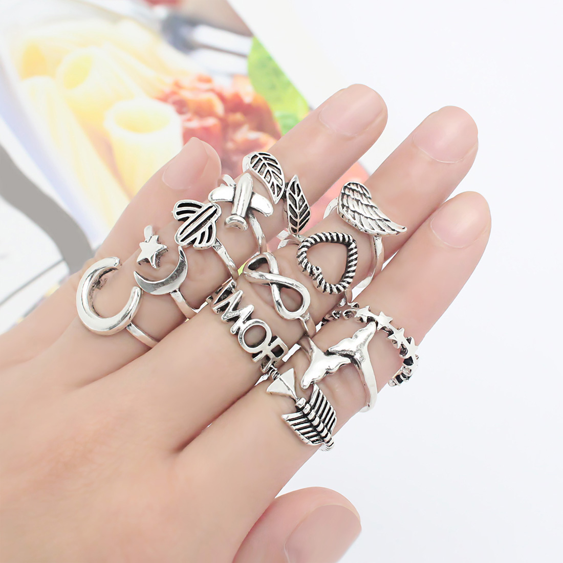 Retro Commute Moon Rhinestones Alloy Wholesale Rings display picture 28