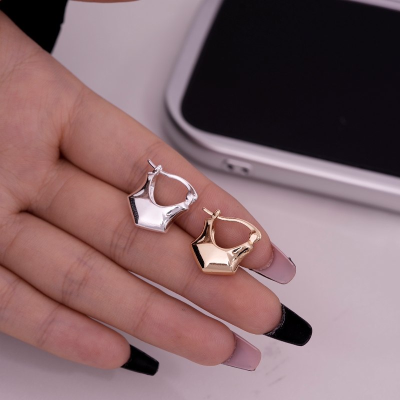 1 Pair Simple Style Geometric Heart Shape Plating 304 Stainless Steel Ear Studs display picture 9