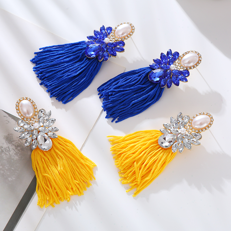1 Pair Elegant Luxurious Color Block Inlay Alloy Rhinestones Pearl Drop Earrings display picture 4