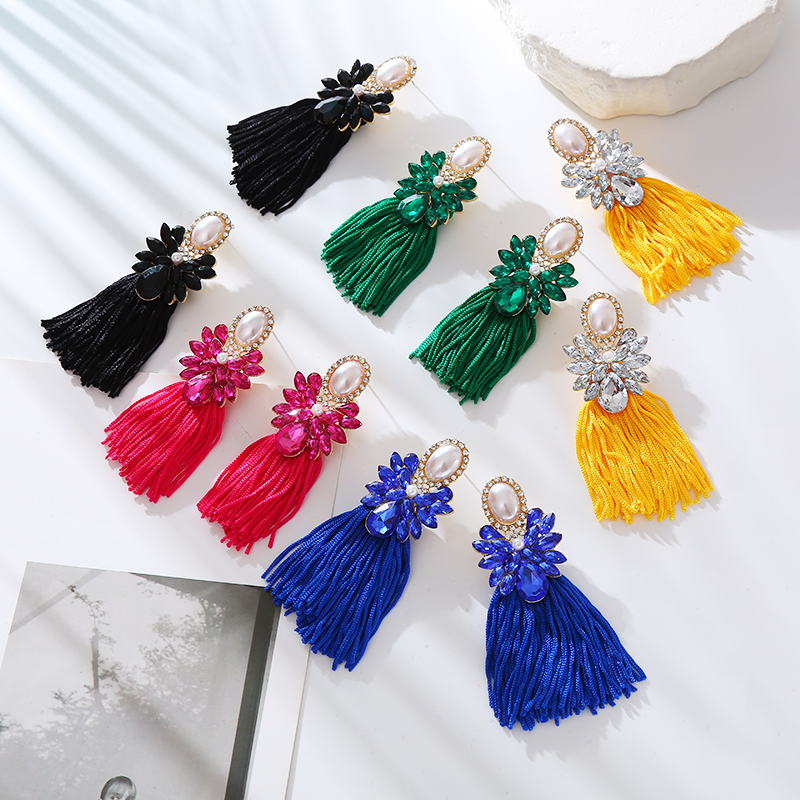 1 Pair Elegant Luxurious Color Block Inlay Alloy Rhinestones Pearl Drop Earrings display picture 2