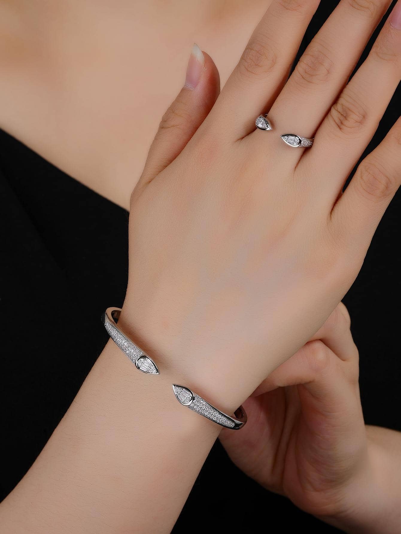 Simple Style Commute Solid Color Copper White Gold Plated Gold Plated Zircon Rings Bracelets In Bulk display picture 7