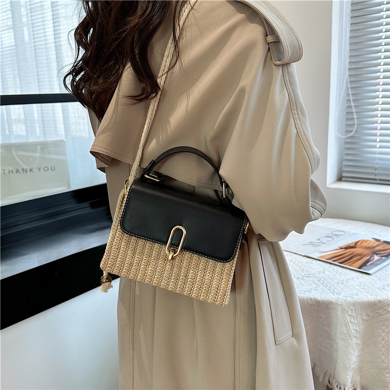 Women's Knit Color Block Vacation Square Magnetic Buckle Handbag display picture 5
