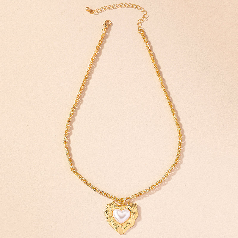 Retro Luxurious Commute Heart Shape Pearl Alloy Wholesale Pendant Necklace display picture 2