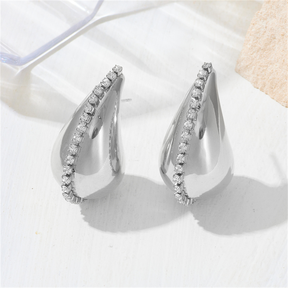 1 Pair Vintage Style C Shape Water Droplets Plating Inlay Stainless Steel Artificial Diamond 18K Gold Plated Ear Studs display picture 1