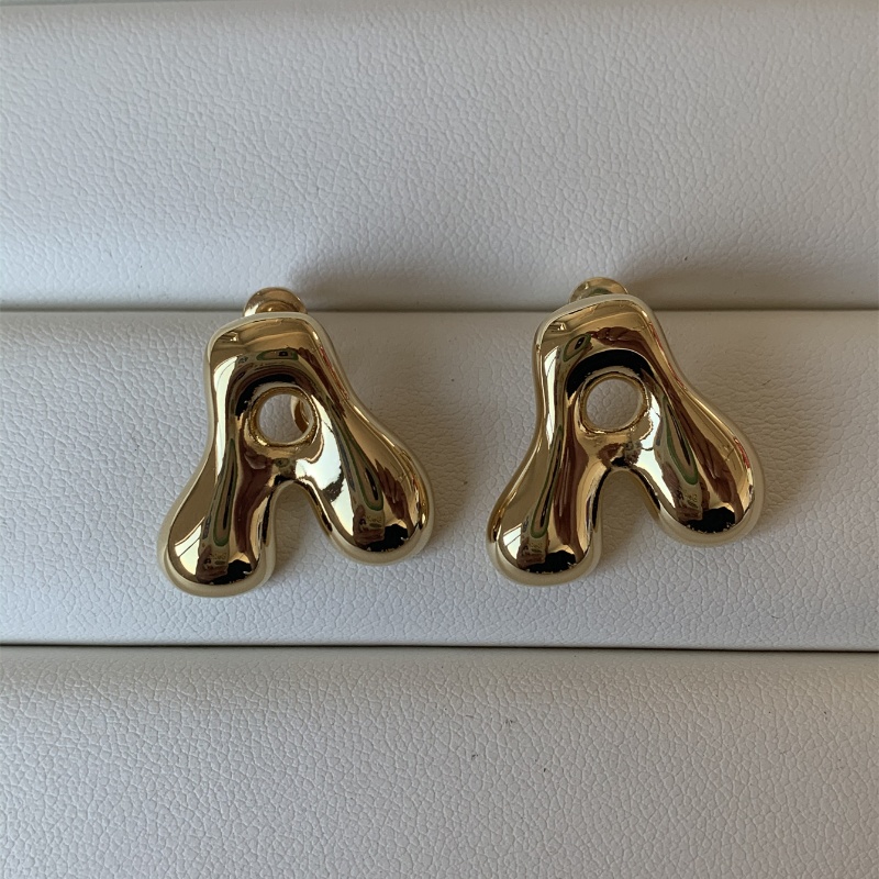 1 Pair Casual Simple Style Letter Polishing Plating Copper Gold Plated Silver Plated Ear Studs display picture 14