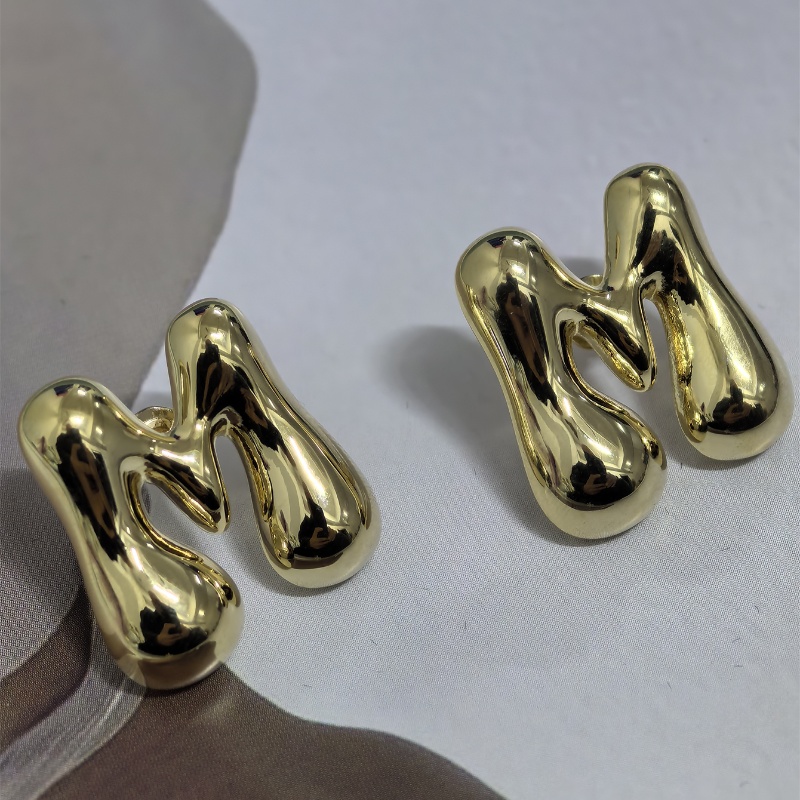 1 Pair Casual Simple Style Letter Polishing Plating Copper Gold Plated Silver Plated Ear Studs display picture 28