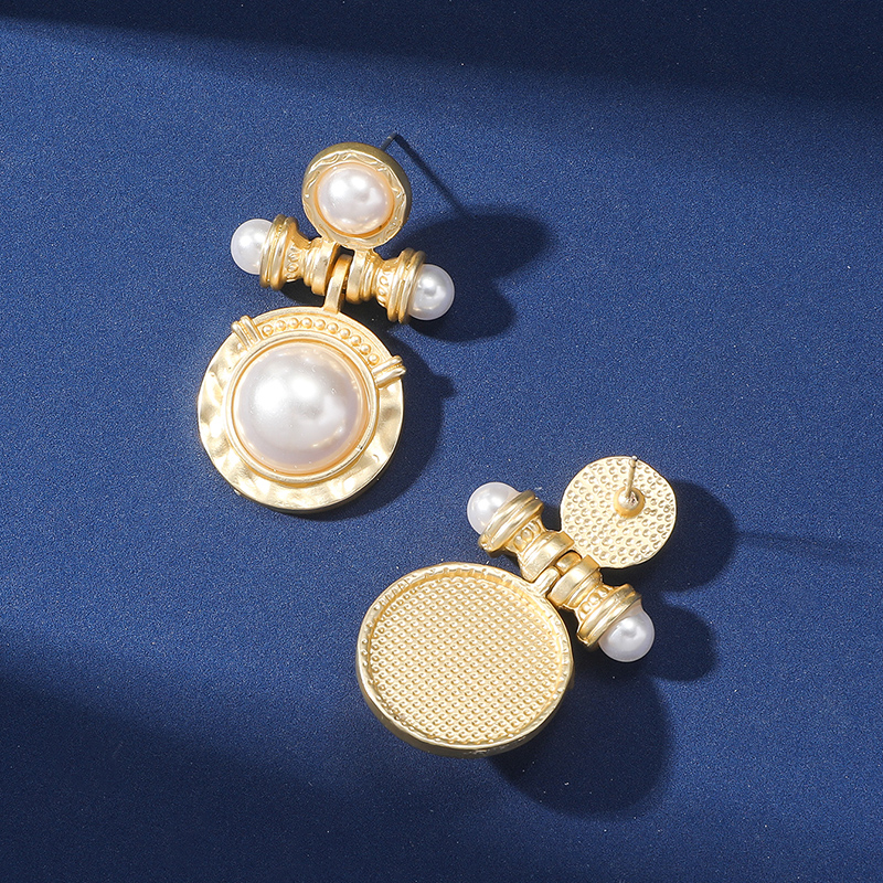 1 Pair Elegant Pastoral Streetwear Geometric Plating Inlay Alloy Resin Gold Plated Drop Earrings display picture 11
