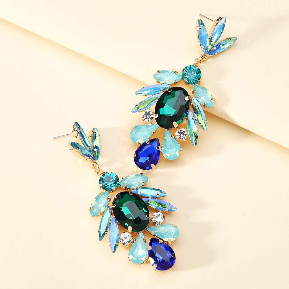 1 Pair Hip-hop Retro Color Block Hollow Out Inlay Ferroalloy Rhinestones Dangling Earrings display picture 8