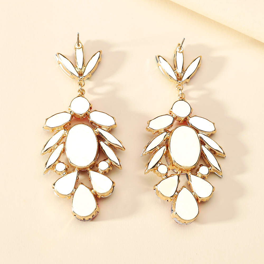 1 Pair Hip-hop Retro Color Block Hollow Out Inlay Ferroalloy Rhinestones Dangling Earrings display picture 11