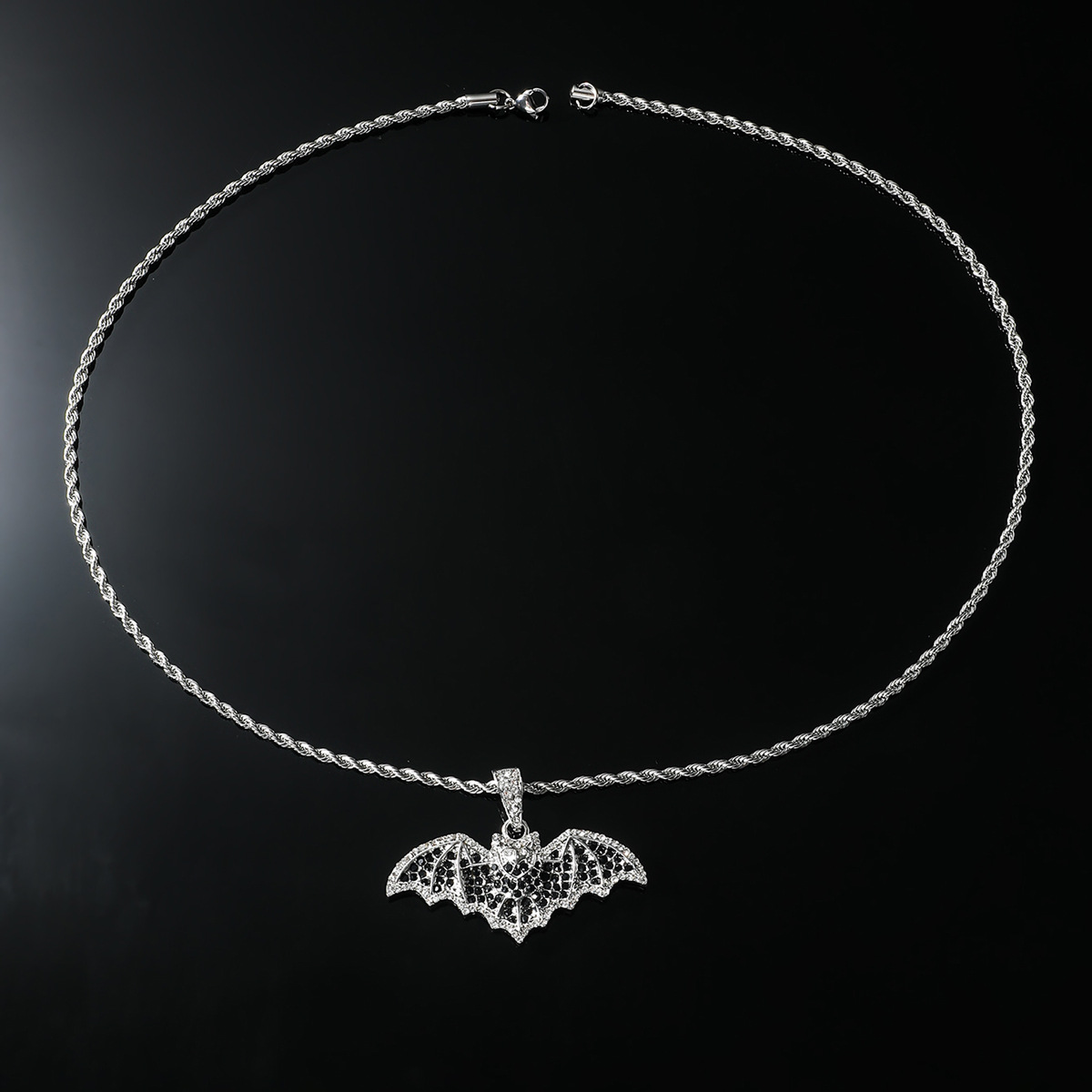 Hip-hop Bat Alloy Inlay Rhinestones Men's Pendant Necklace display picture 4