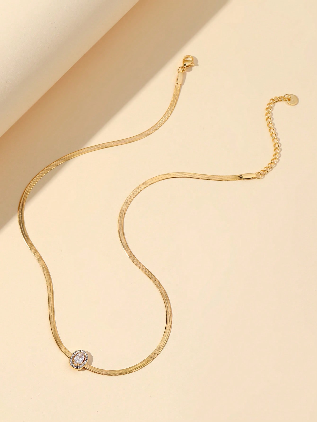 Edelstahl 304 18 Karat Vergoldet Einfacher Stil Pendeln Überzug Inlay Einfarbig Künstlicher Diamant Halskette display picture 2