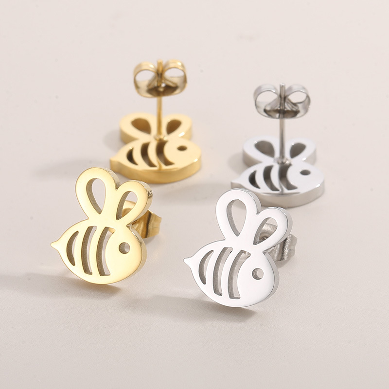 1 Pair Cute Simple Style Bee Plating Hollow Out Stainless Steel 18K Gold Plated Ear Studs display picture 3