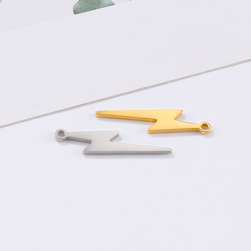 Simple Style Lightning Stainless Steel Charms Jewelry Accessories display picture 3