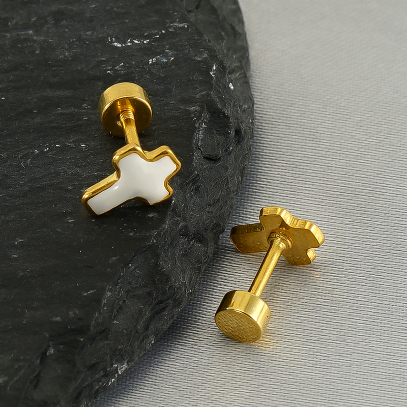 1 Pair Simple Style Cross Polishing Plating Stainless Steel 18K Gold Plated Ear Studs display picture 6