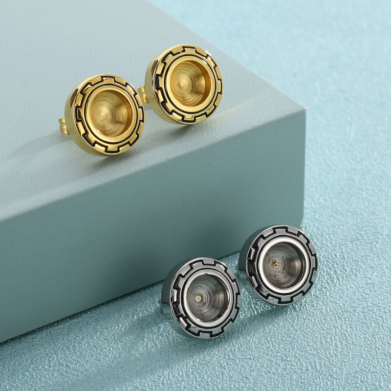 1 Pair Simple Style Round Plating Stainless Steel 18K Gold Plated Ear Studs display picture 2
