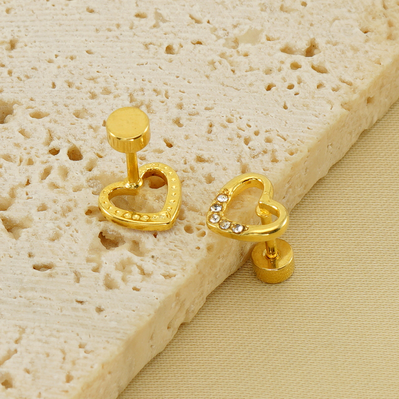 1 Pair Simple Style Heart Shape Polishing Plating Inlay Stainless Steel Rhinestones Zircon 18K Gold Plated Ear Studs display picture 5