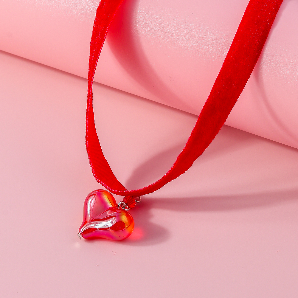 Romantic Heart Shape Velvet Synthetic Resin Valentine's Day Women's Choker display picture 3