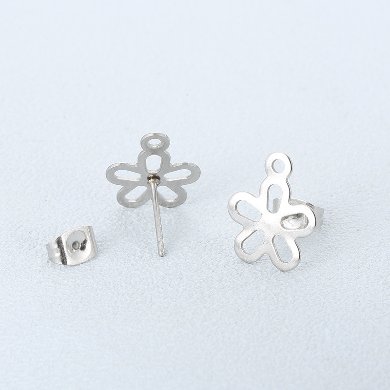 1 Pair Simple Style Flower Plating Stainless Steel 18K Gold Plated Ear Studs display picture 6
