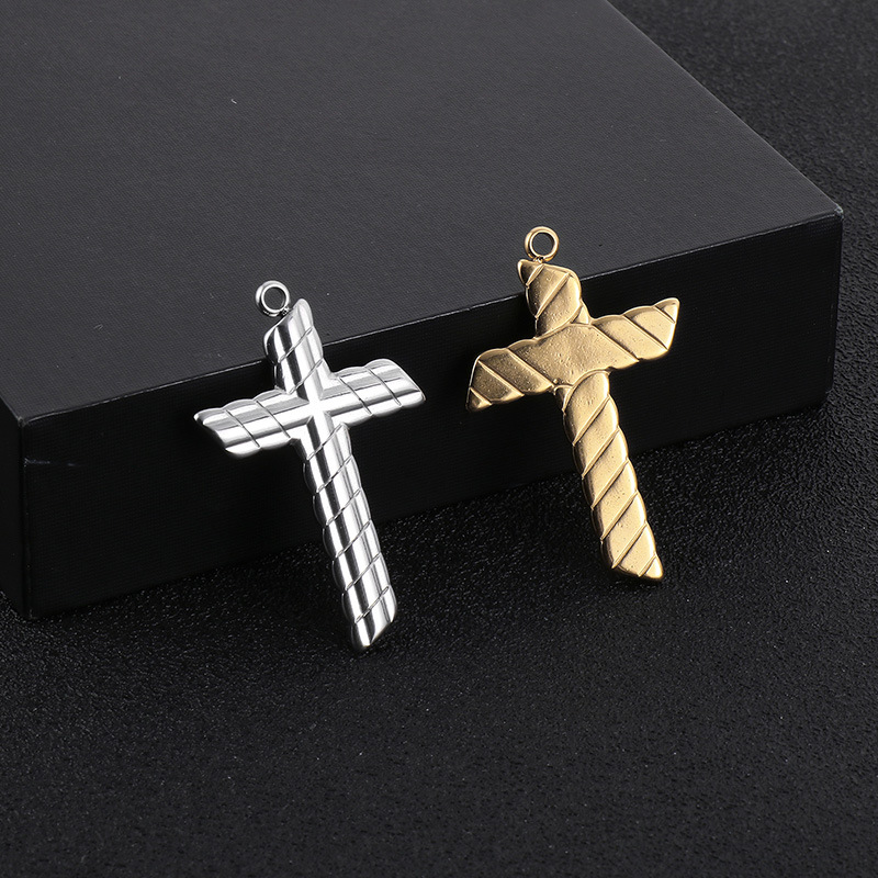 Hip-hop Cross Stainless Steel Plating Jewelry Accessories display picture 2