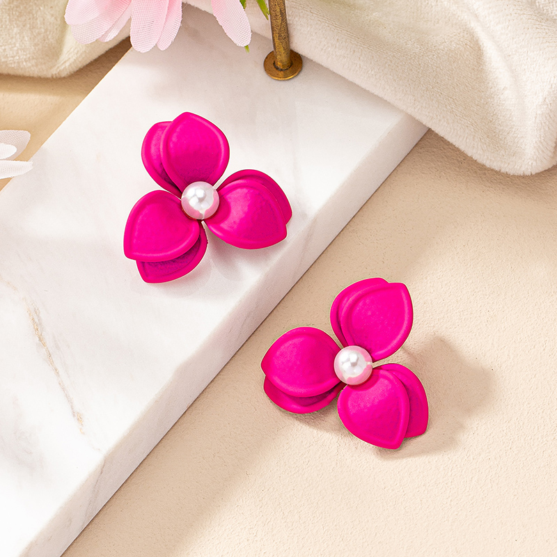 1 Pair Sweet Korean Style Pearl Flower Stoving Varnish Iron Pearl Drop Earrings display picture 4