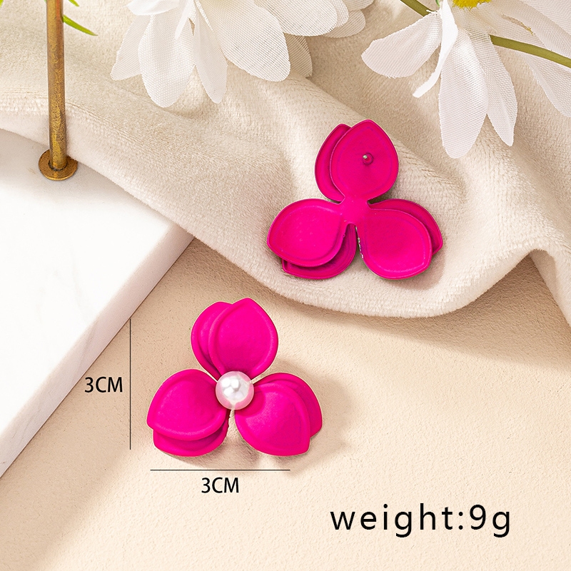 1 Pair Sweet Korean Style Pearl Flower Stoving Varnish Iron Pearl Drop Earrings display picture 8