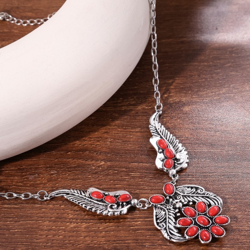 Casual Retro Butterfly Alloy Plating Women's Pendant Necklace display picture 4
