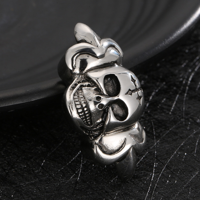 Punk Skull Stainless Steel Jewelry Accessories display picture 3