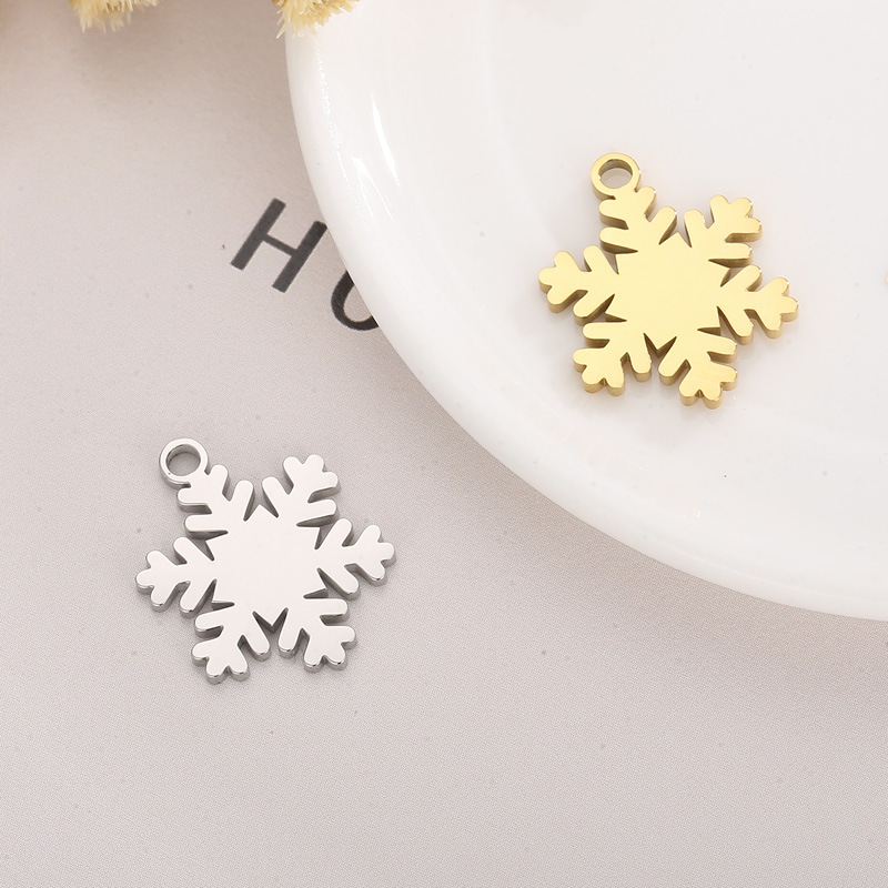1 Piece Stainless Steel 18K Gold Plated Snowflake display picture 3